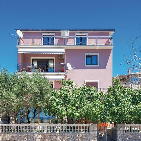 Cozy Apartment In Novi Vinodolski With Kitchen Luaran gambar